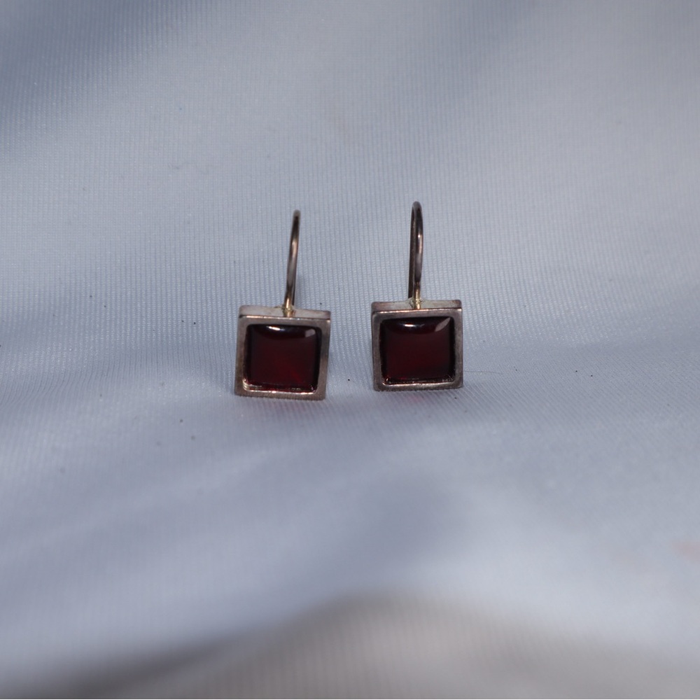 Ruby dangle silver earrings - Picture 3 of 4